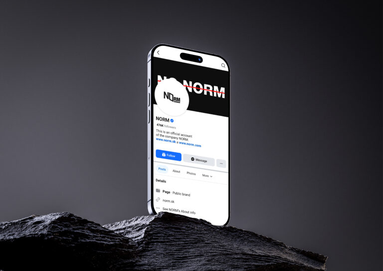 Facebook_mockup